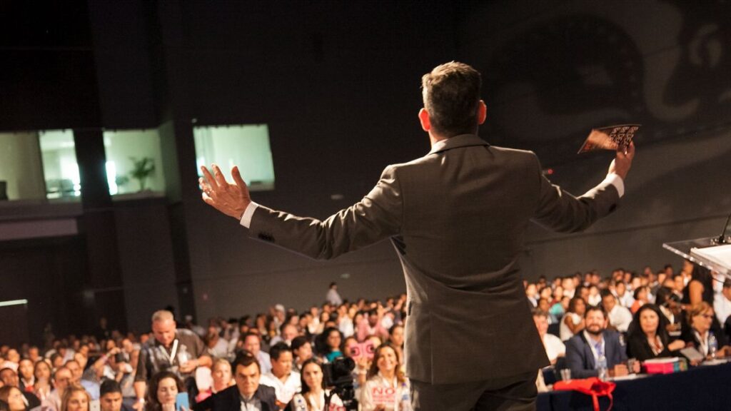 The Psychology Behind Great Public Speakers